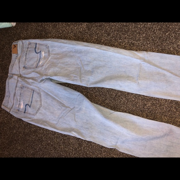 Very distressed boyfriend jeans - Picture 3 of 5